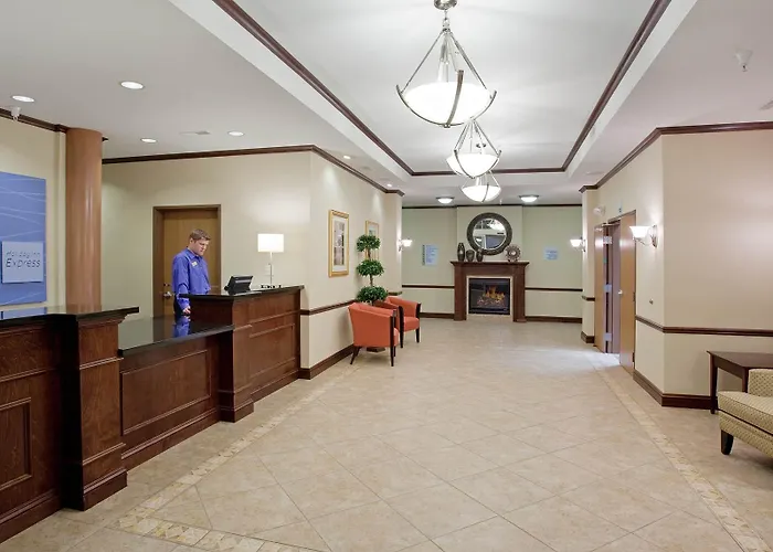 Express & By Ihg