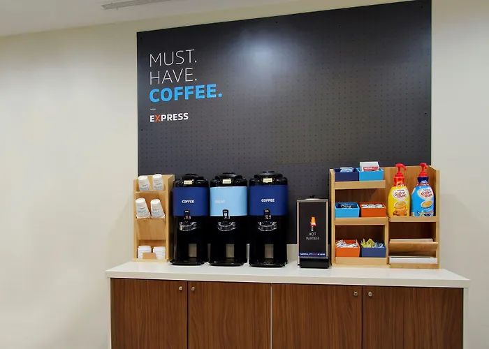 Express & By Ihg Buffalo