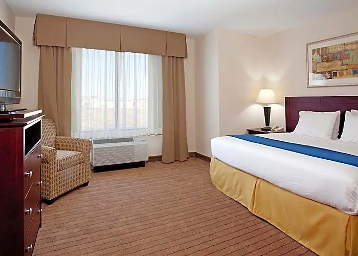 Express & By Ihg 2* Buffalo