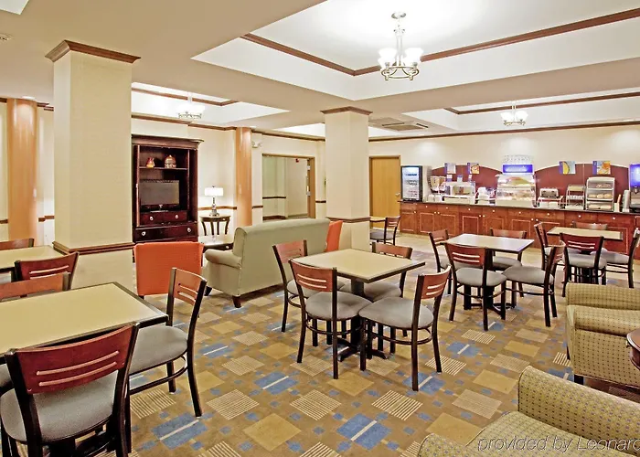Hotel Express & By Ihg